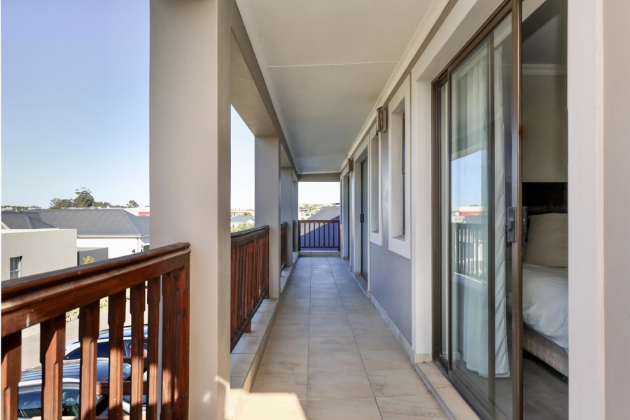 3 Bedroom Property for Sale in Kraaibosch Western Cape